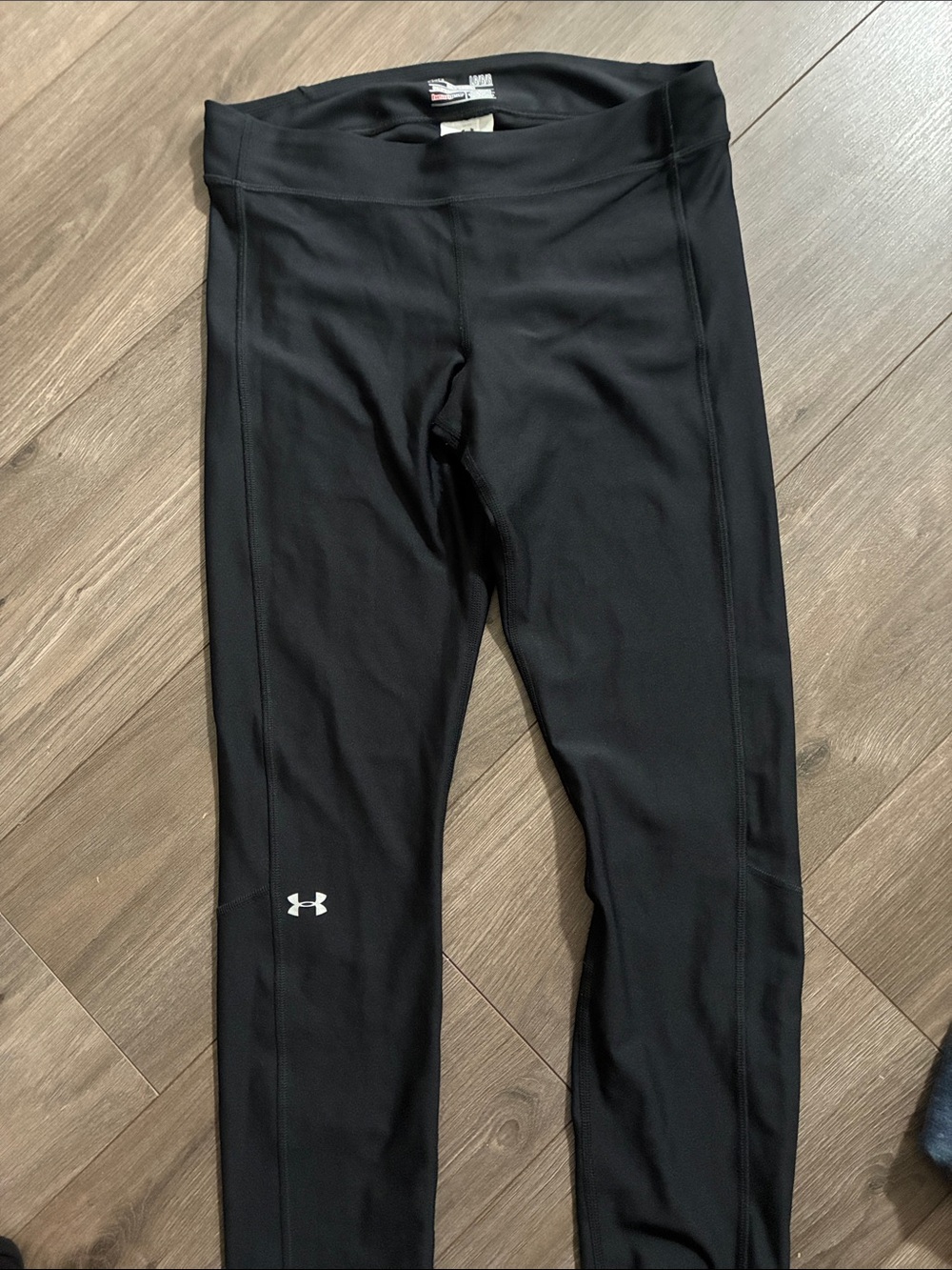 Under Armour Black Performance Mid-Rise Leggings